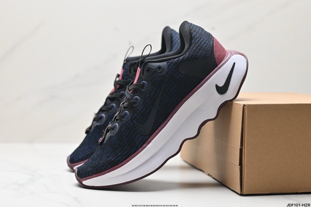 Nike MOTIVA