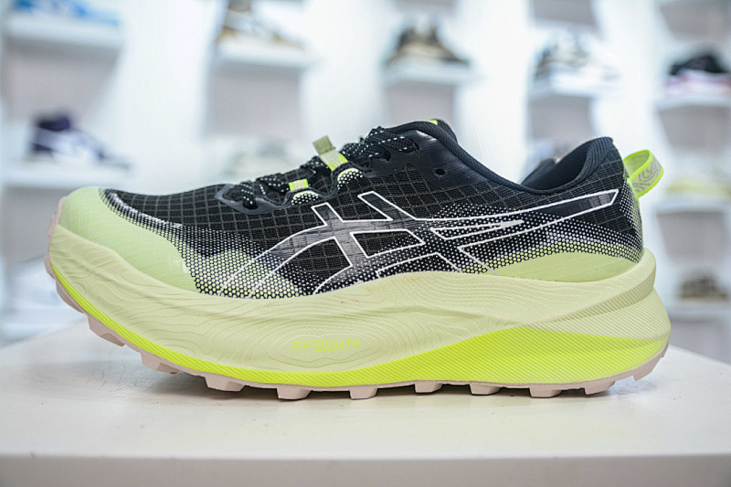 ASICS Running Shoes product