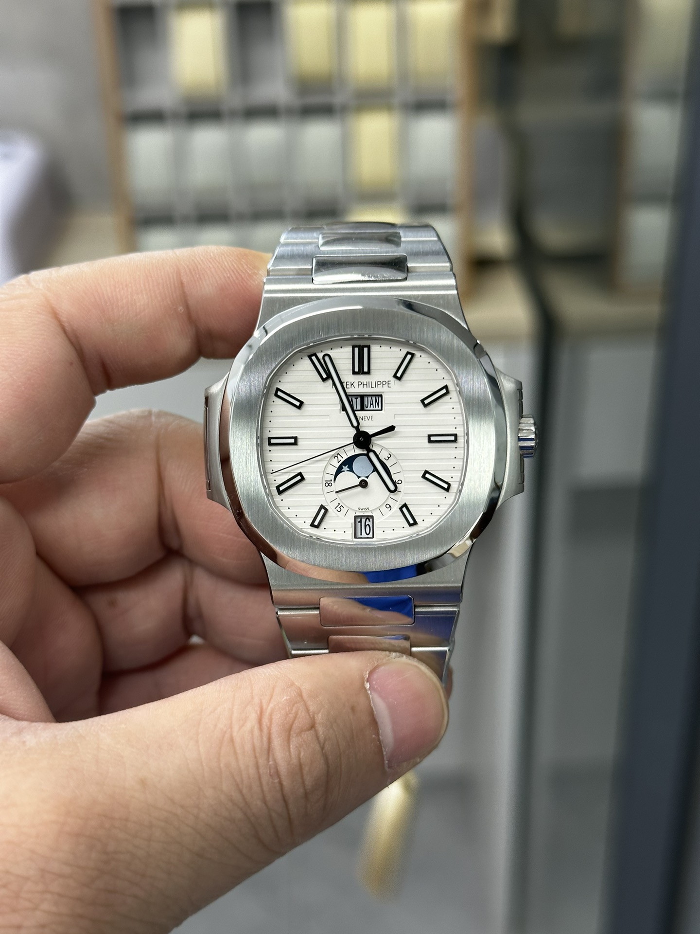 【Super Clone】Patek Philippe Nautilus Annual Calendar White Dial 5726 1A 010