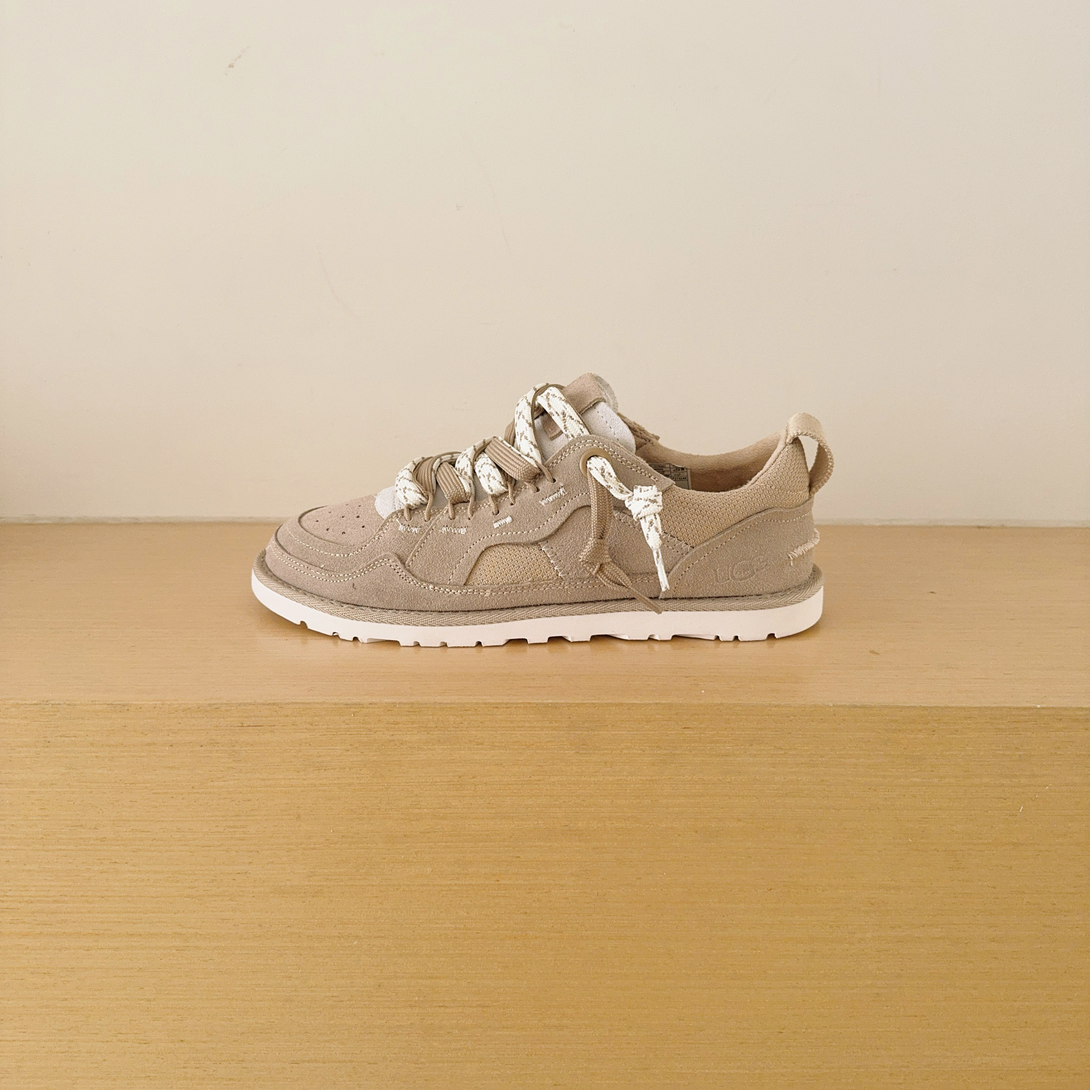 UGG Footwear Style 077