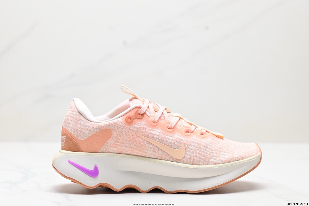 Nike MOTIVA