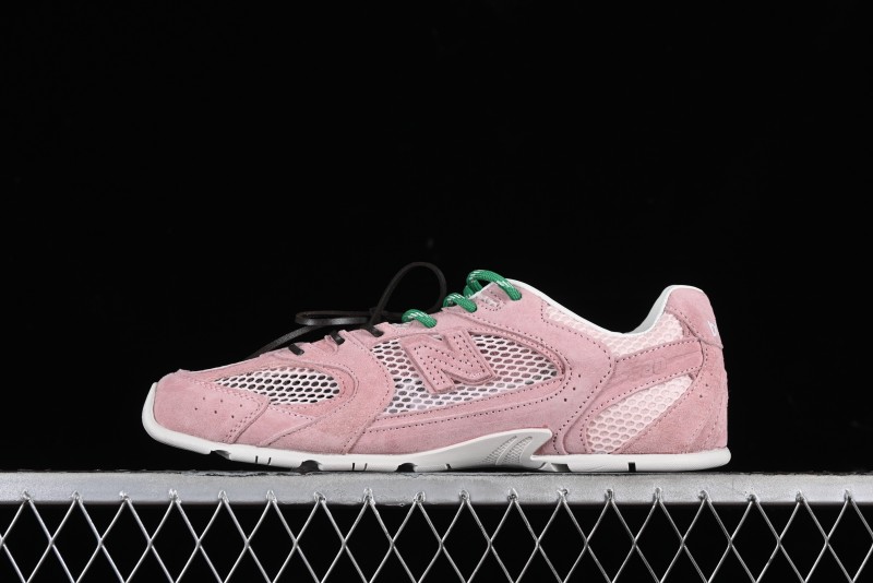 MiuMiu x New Balance 530