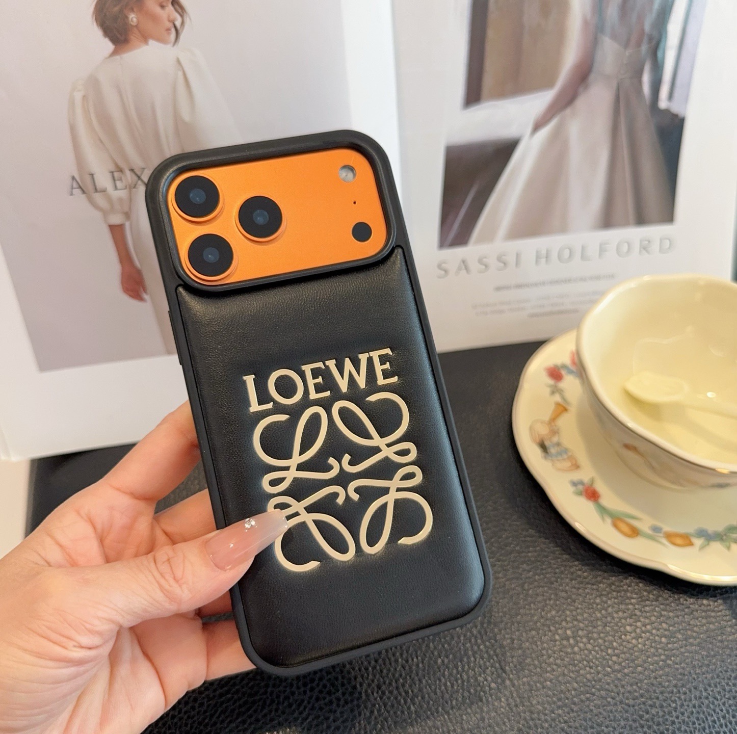 Loewe Hot Stamping Full-Cover Phone Case