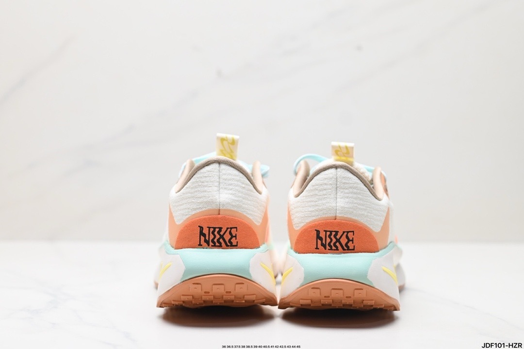 Nike MOTIVA