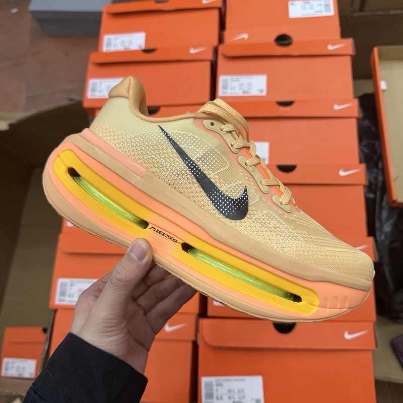 Nike Vomero Premium
