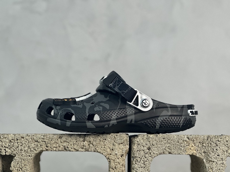 Crocs x BAPE Classic Clog - Black