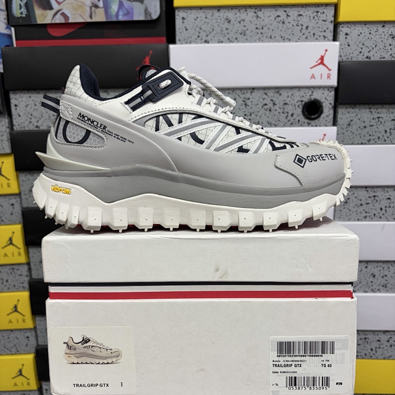 Moncler Trailgrip Gore-Tex 13