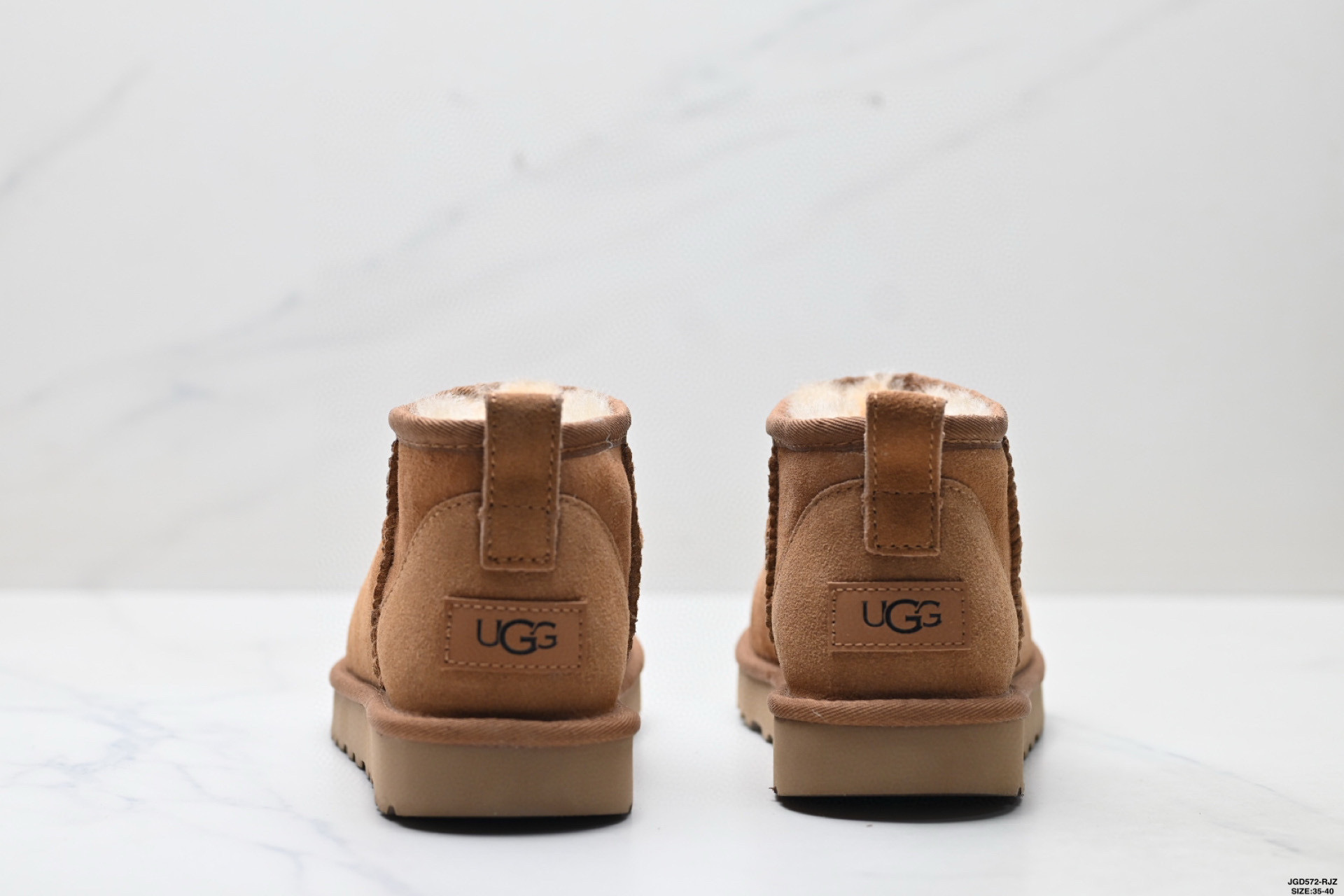 UGG Classic Ultra Mini Detail 30
