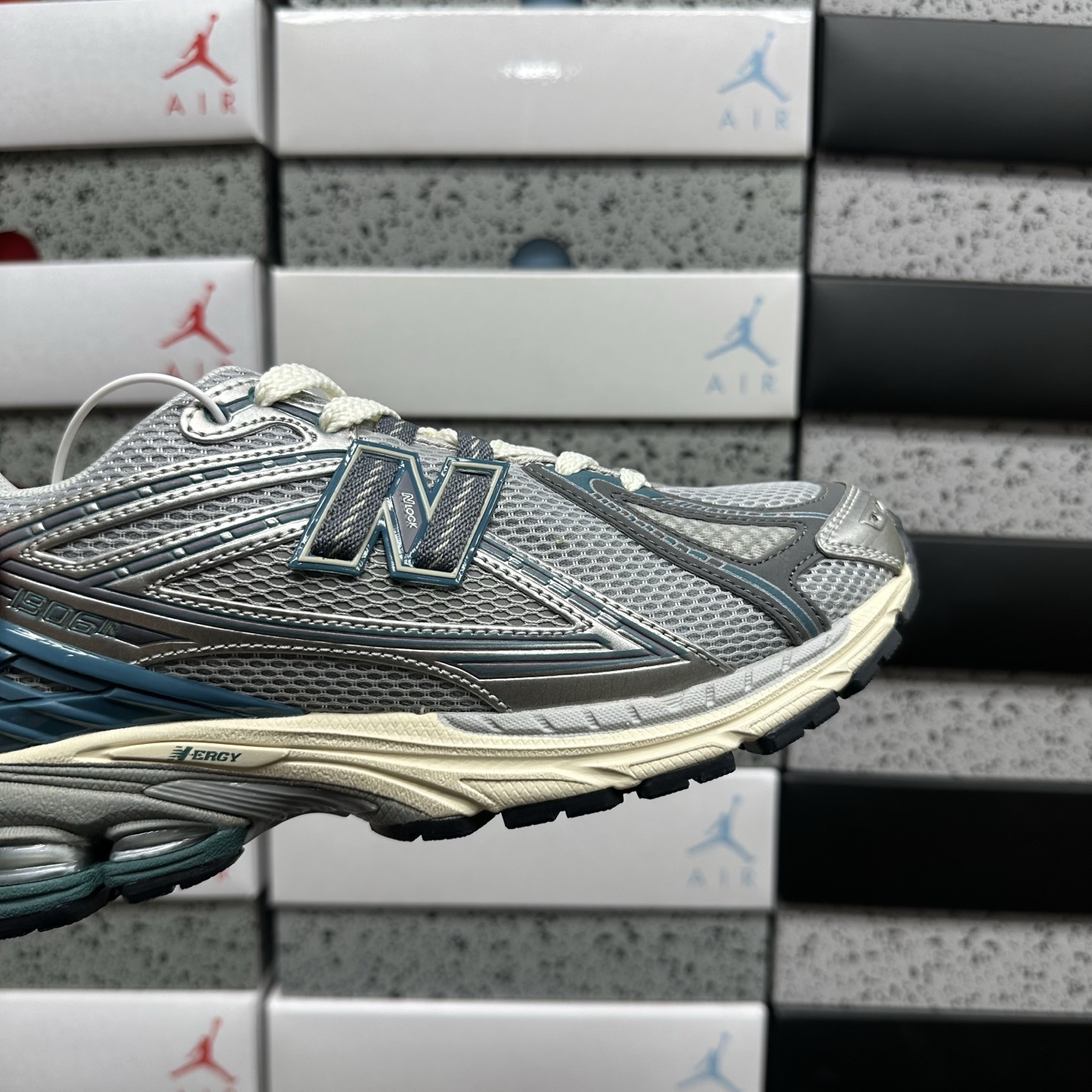 New Balance 1906 Sneakers detail 1