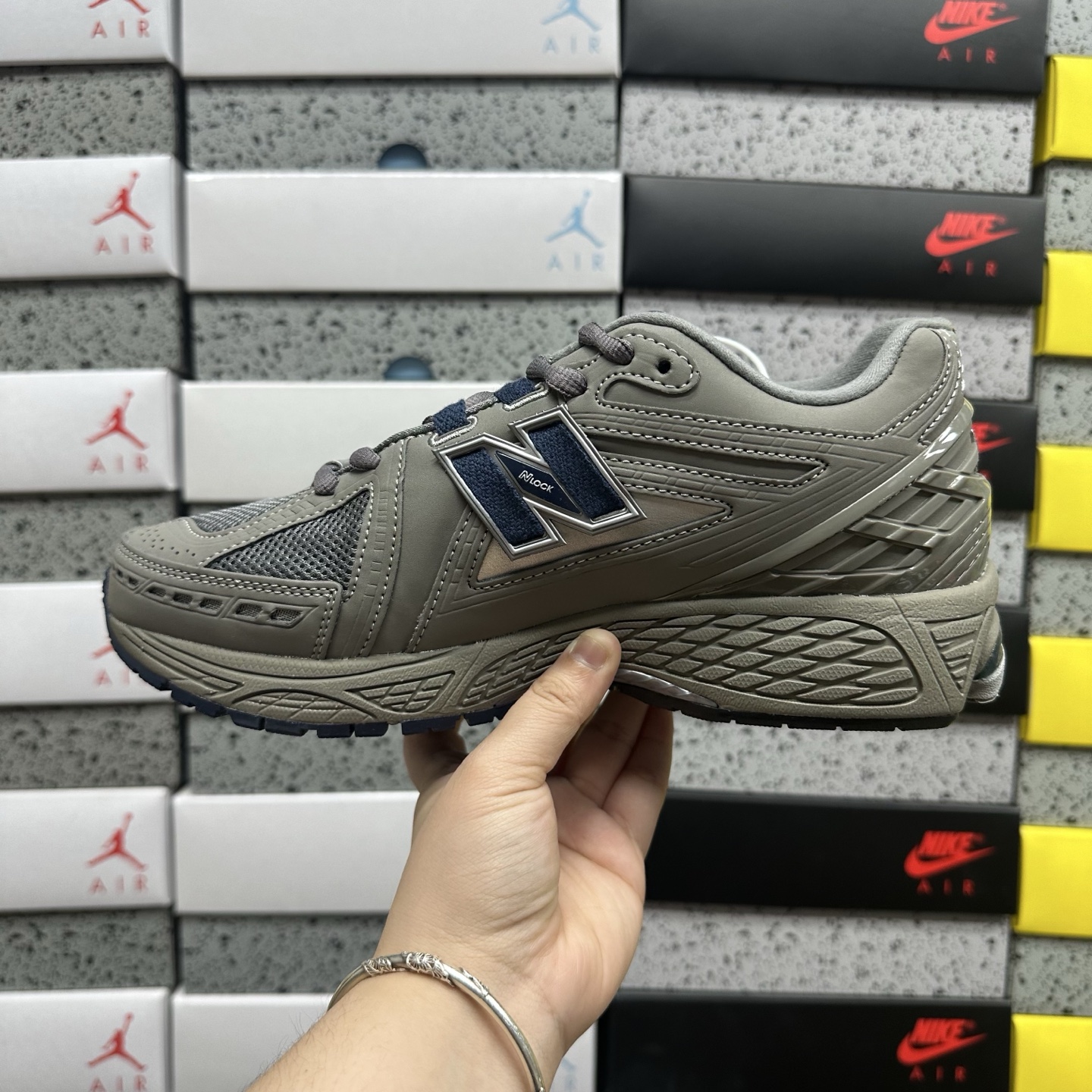 New Balance 1906 Sneakers detail 2
