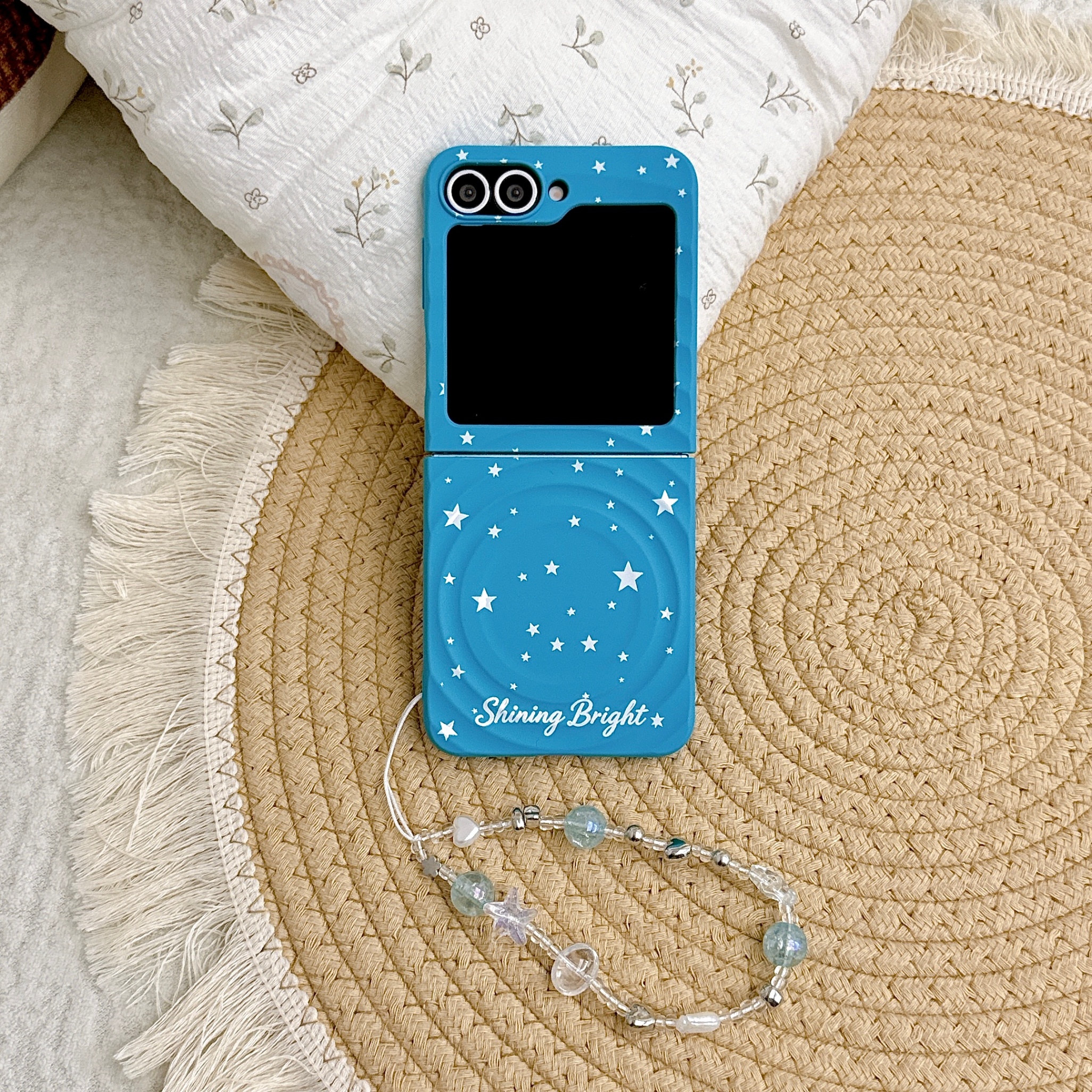 Galaxy Z Flip 4 Protective Case Precise Fit - back view