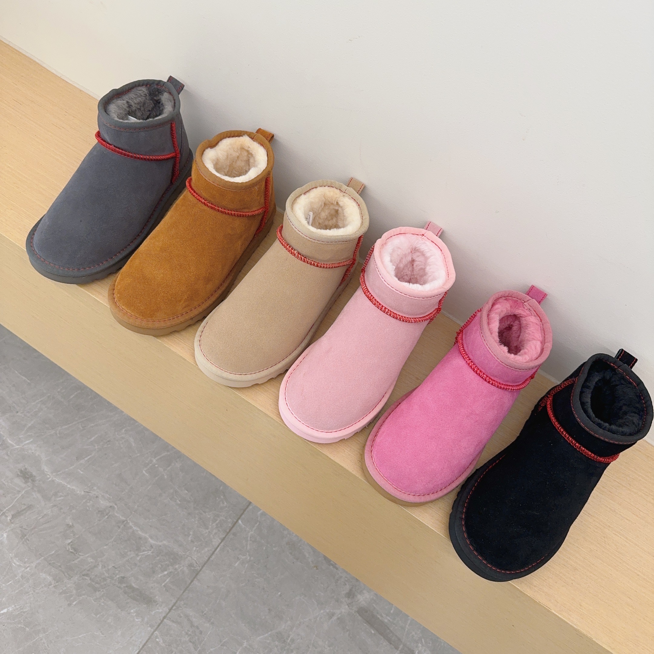 UGG Kids Footwear Style 027
