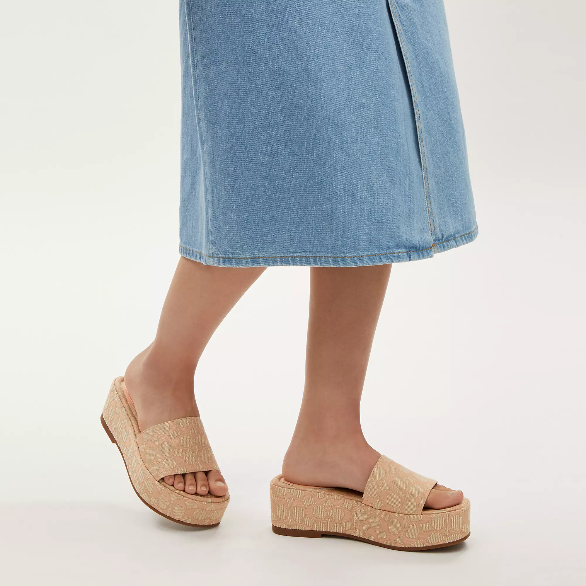 Outlet Eloise Sandal In Signature Jacquard