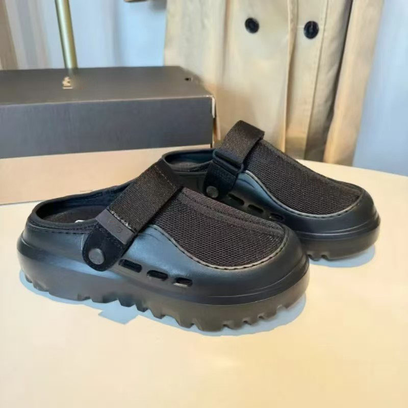 UGG PeakMod Clog