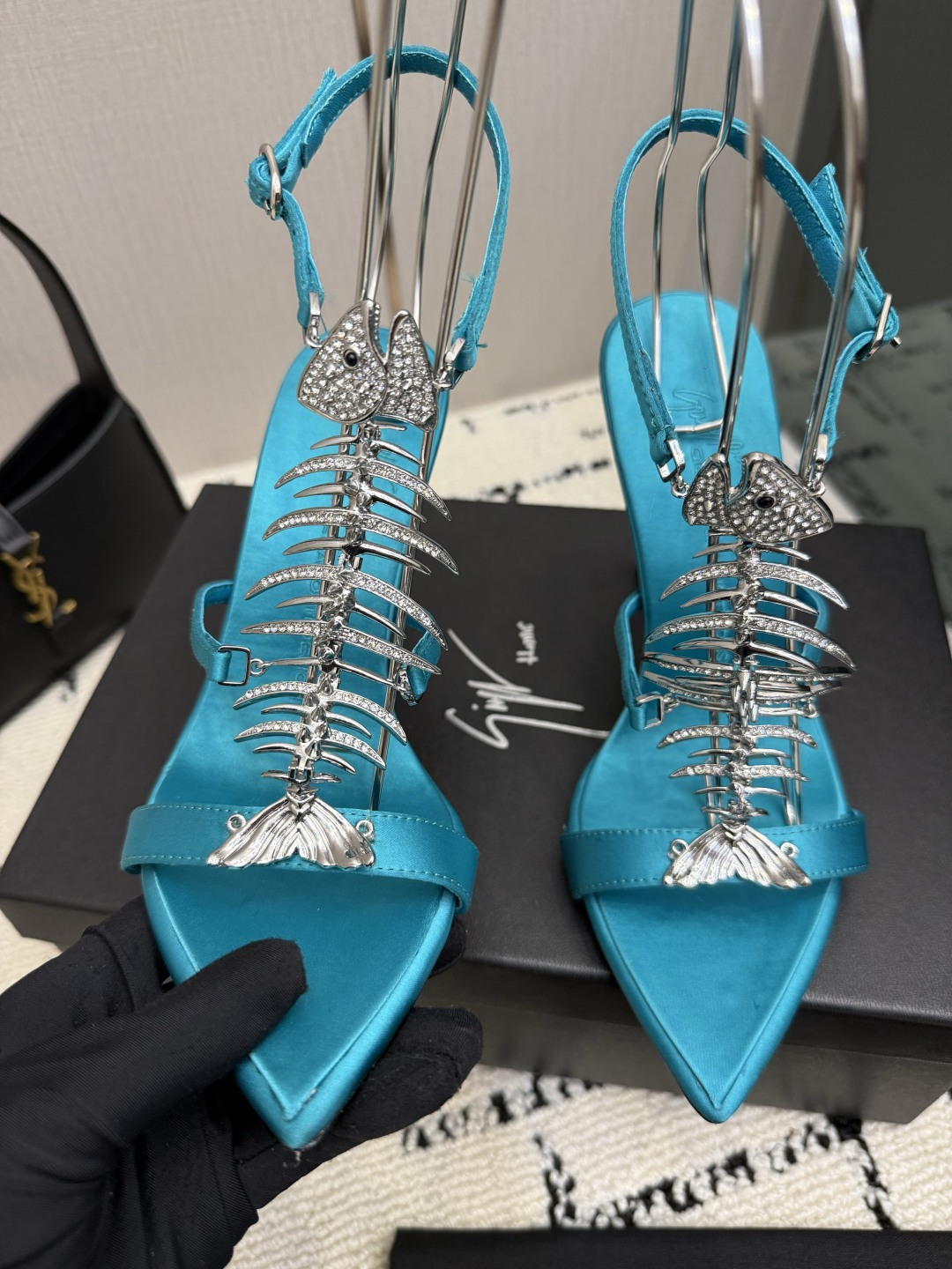 Giuseppe Zanotti Slim 2.0 105 black crystal fishbone sandal