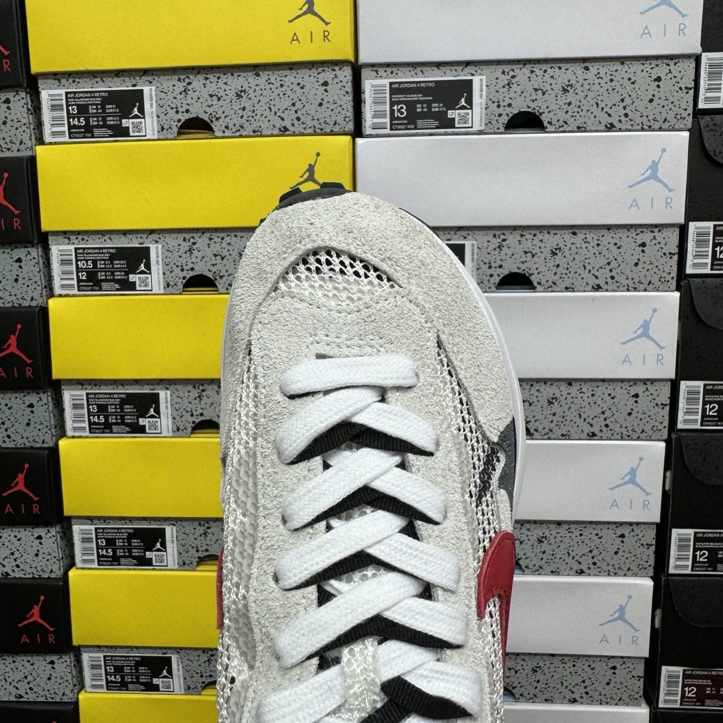 Nike x sacai Sneakers detail 3