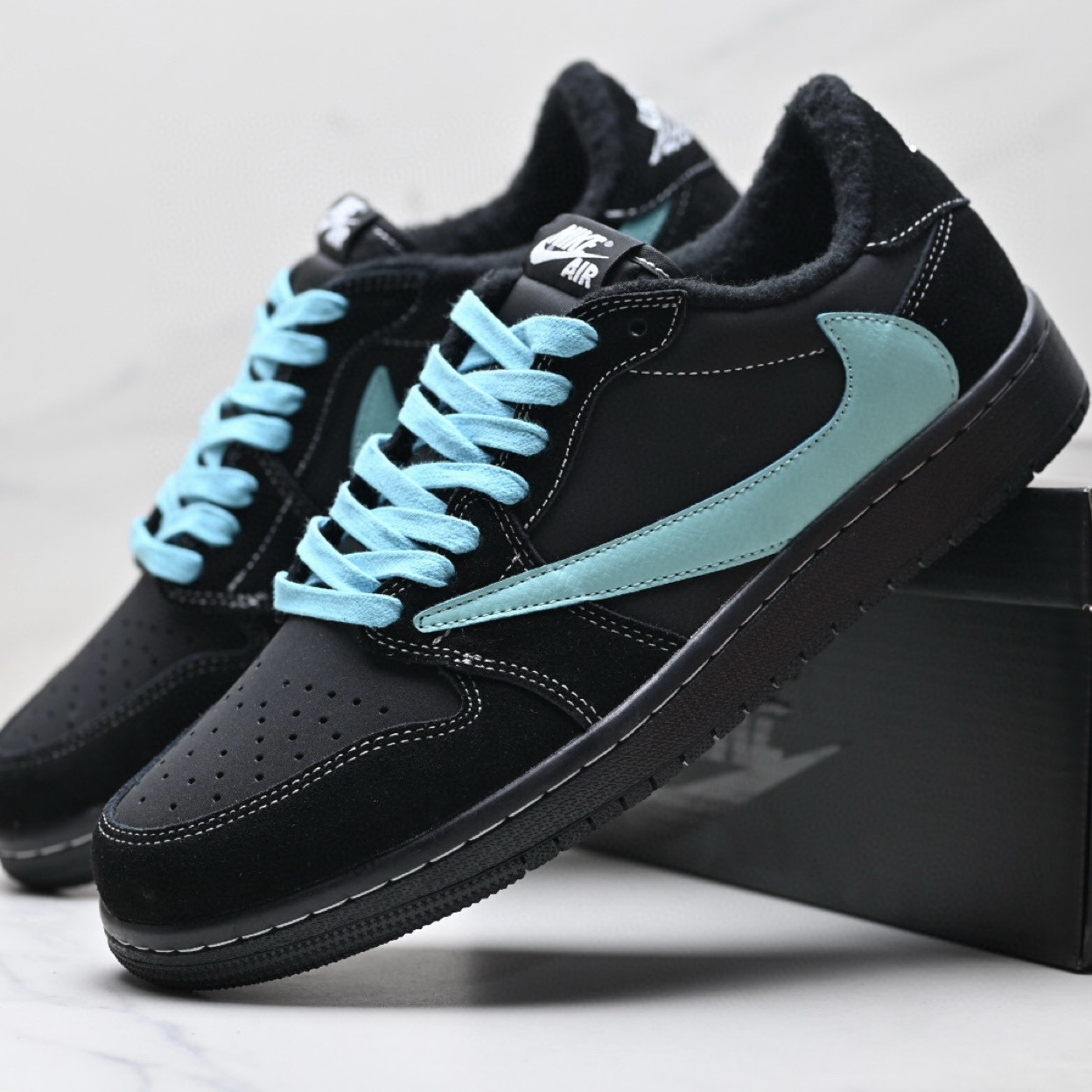 Nike-TS AJ1