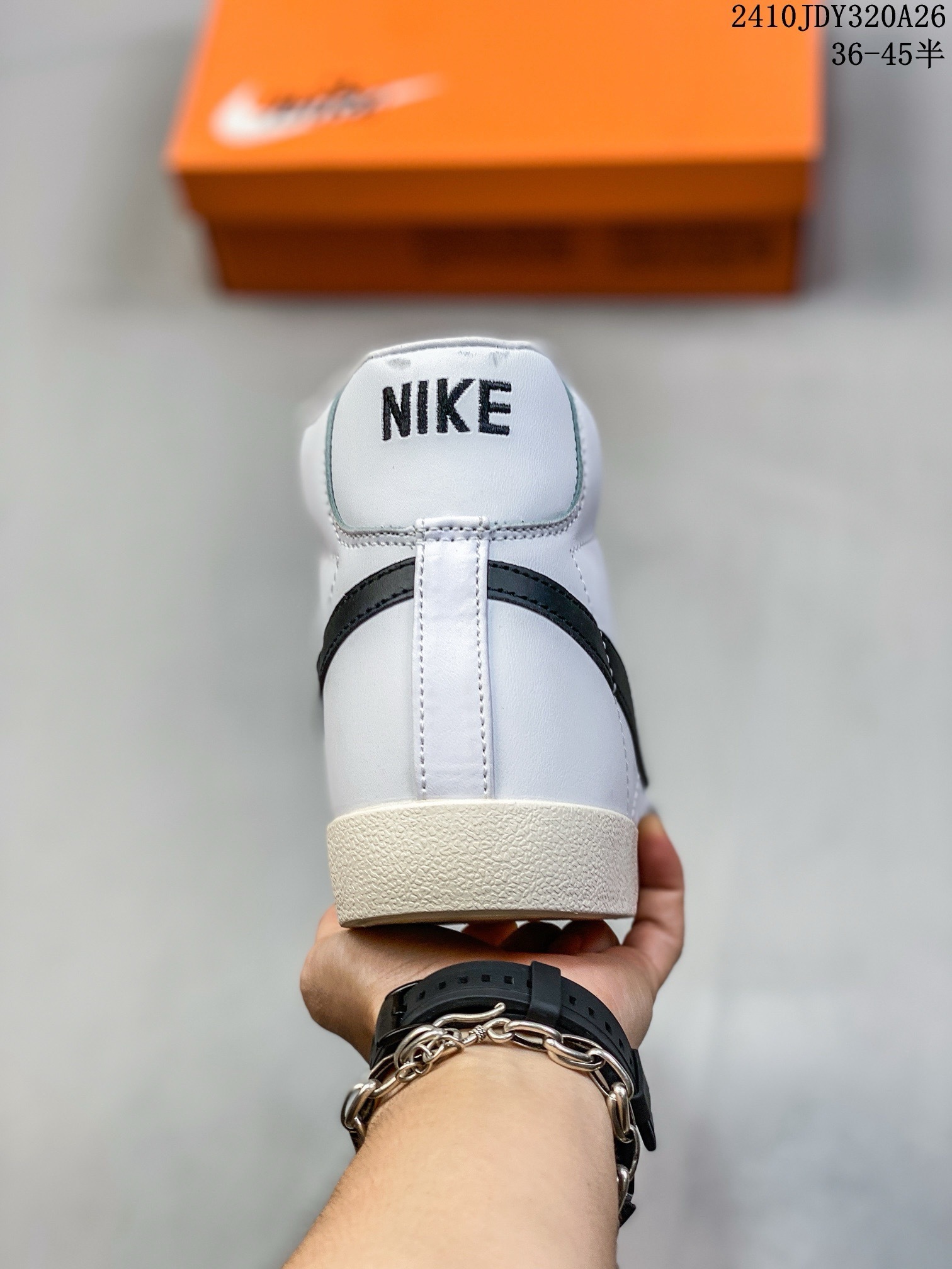 Blazer Mid Detail 40