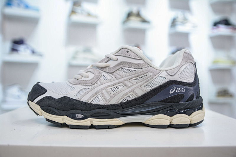 ASICS Running Shoes product