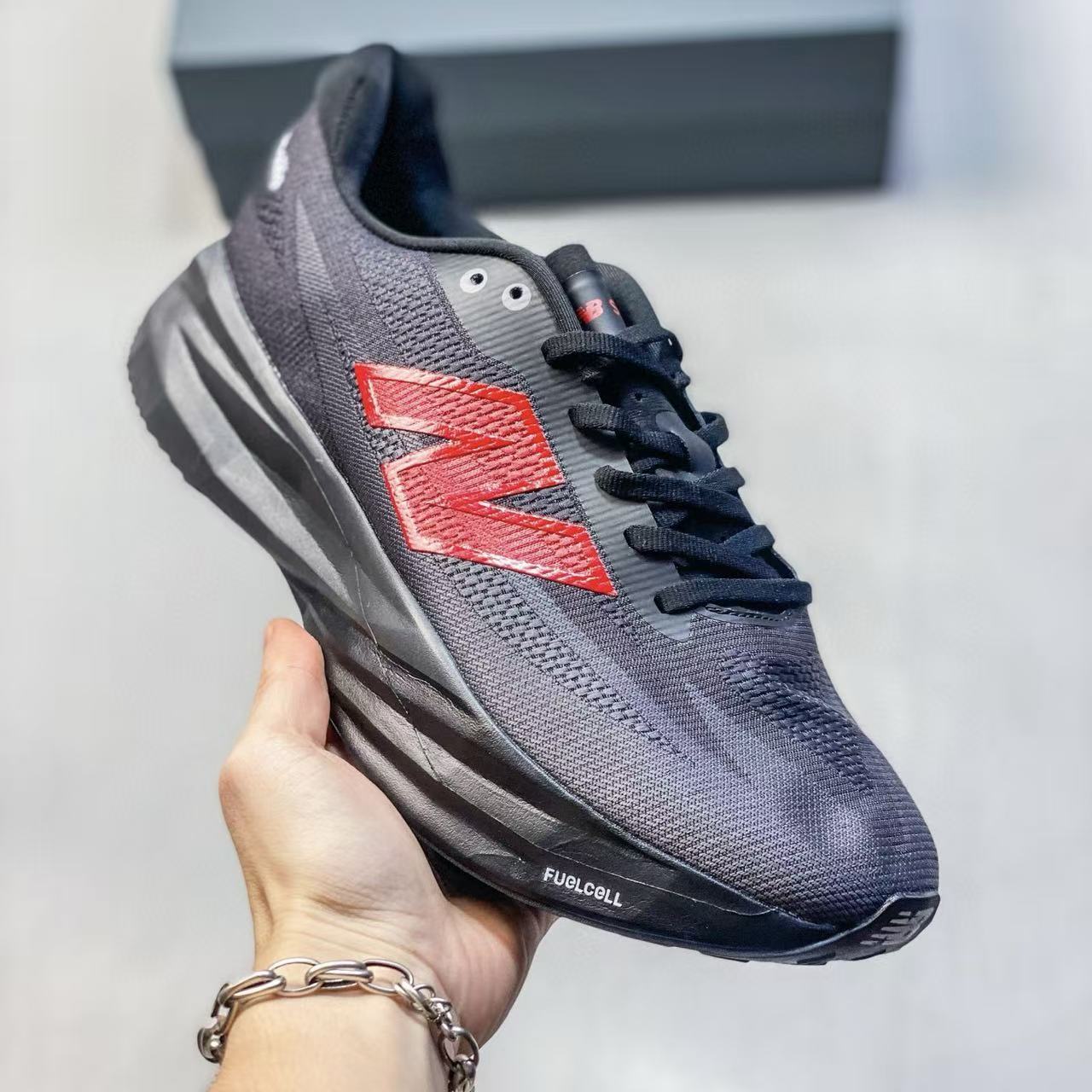 New Balance FuelCell Rebel V5
