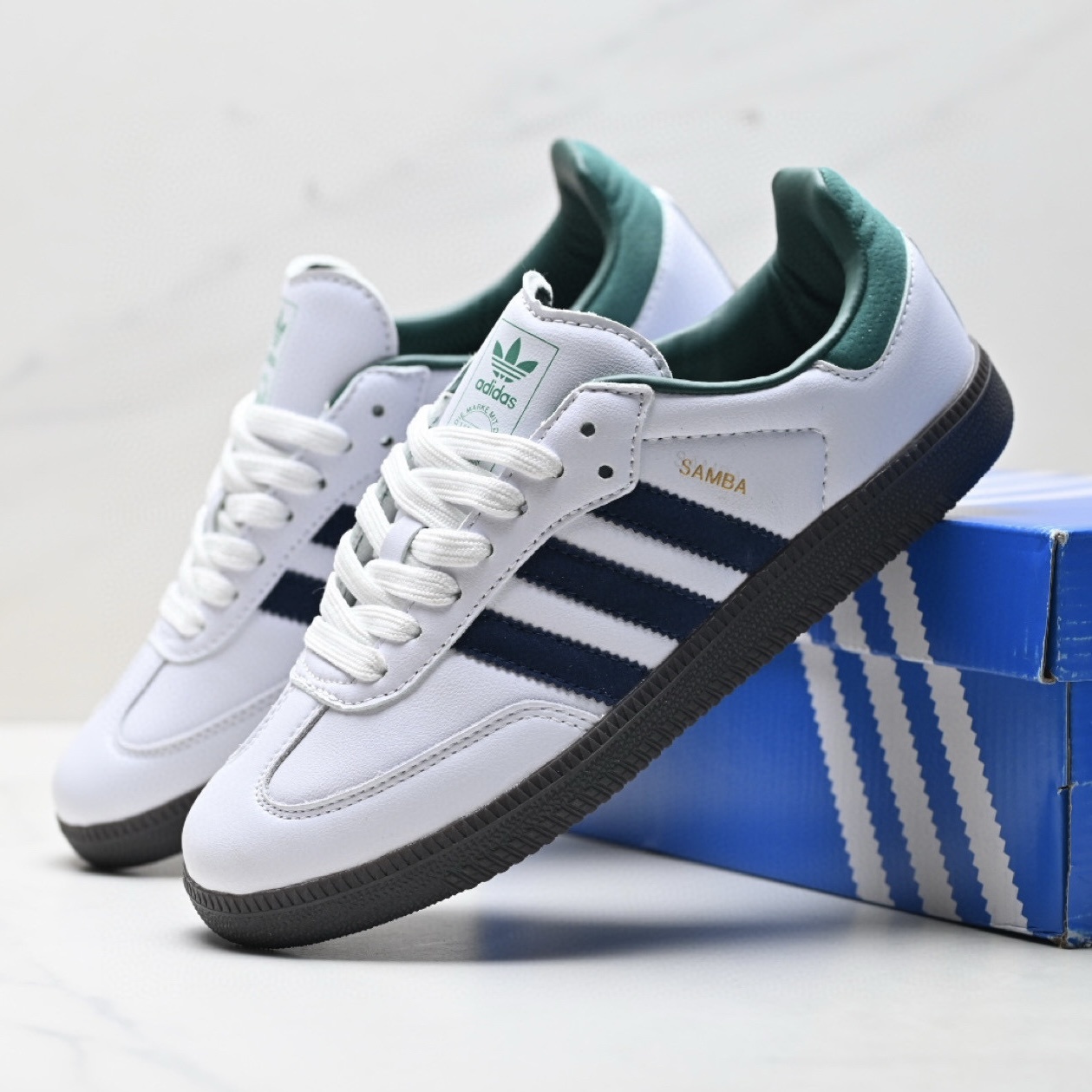Adidas Samba