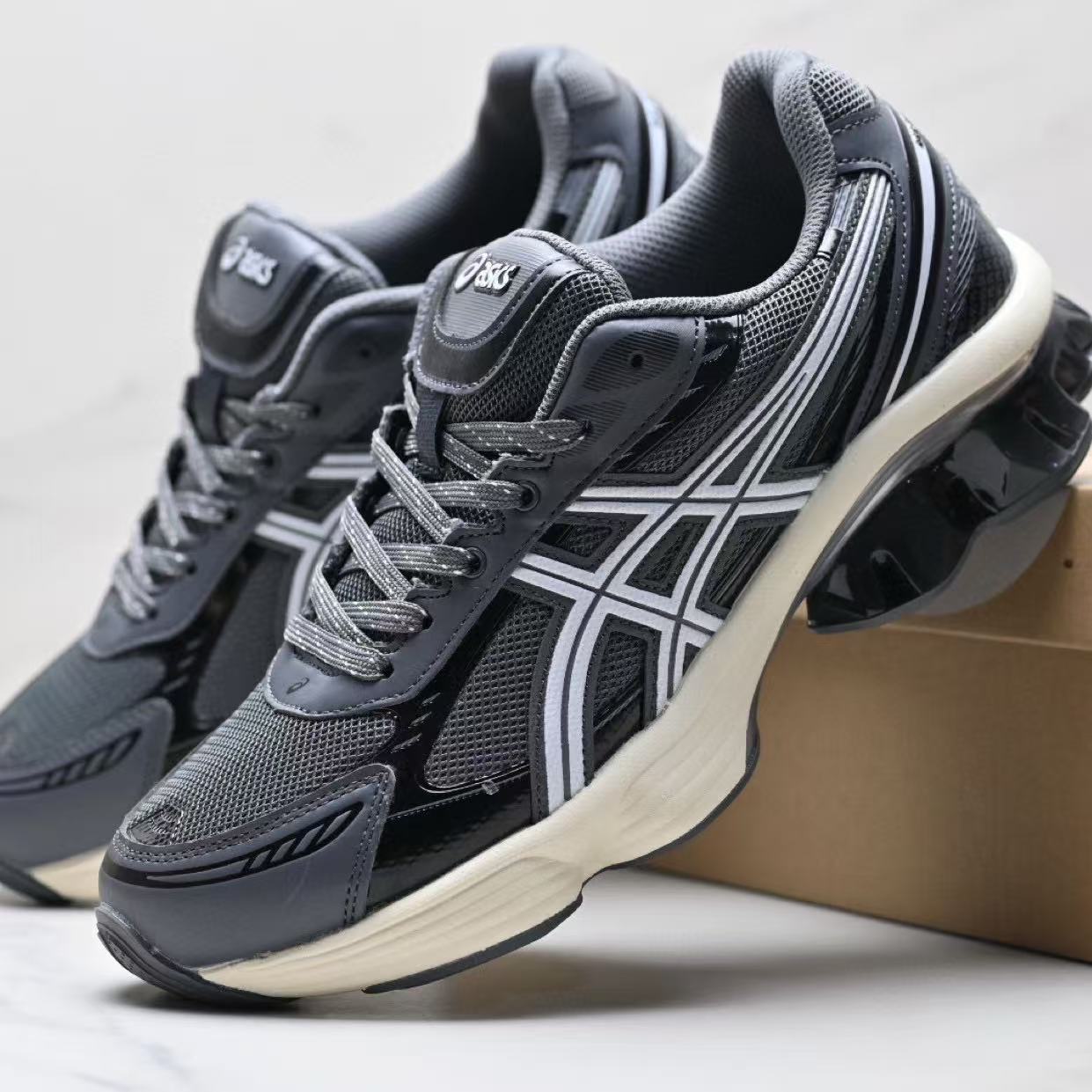 ASICS Gel-Kinetic Fluent