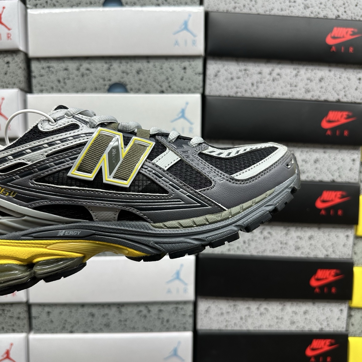 New Balance 1906 Sneakers detail 2
