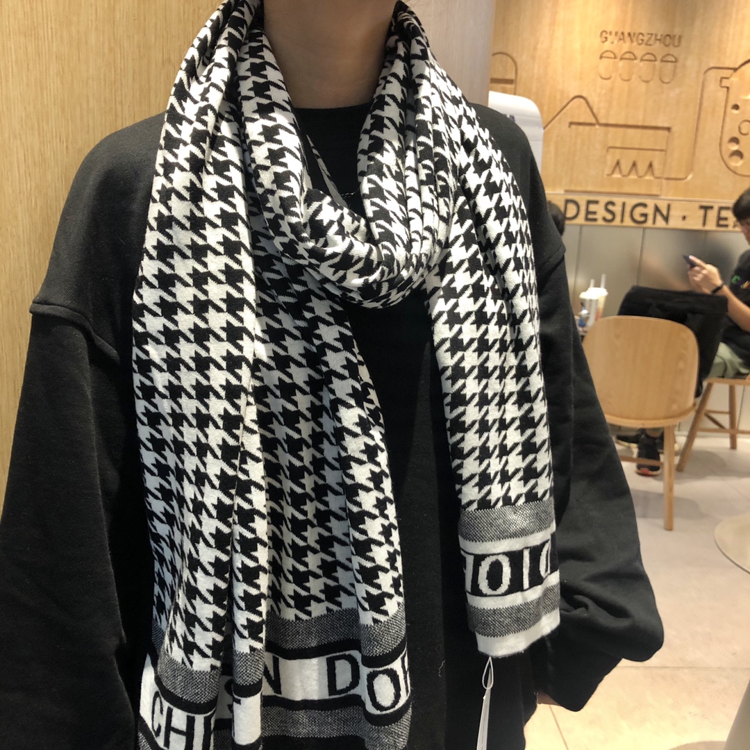 Dior Houndstooth Scarf Black 32 x 190 cm product images