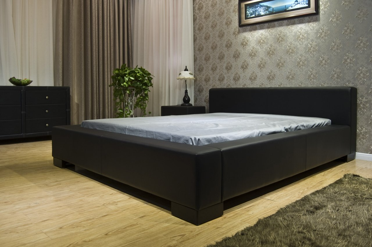 Classic Symmetrical Bed