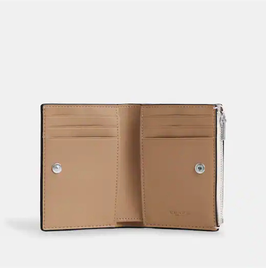 COAthtCH Classic Wallet