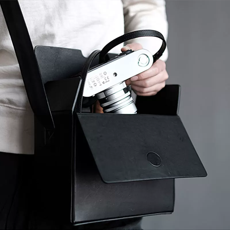 Square box casual crossbody bag