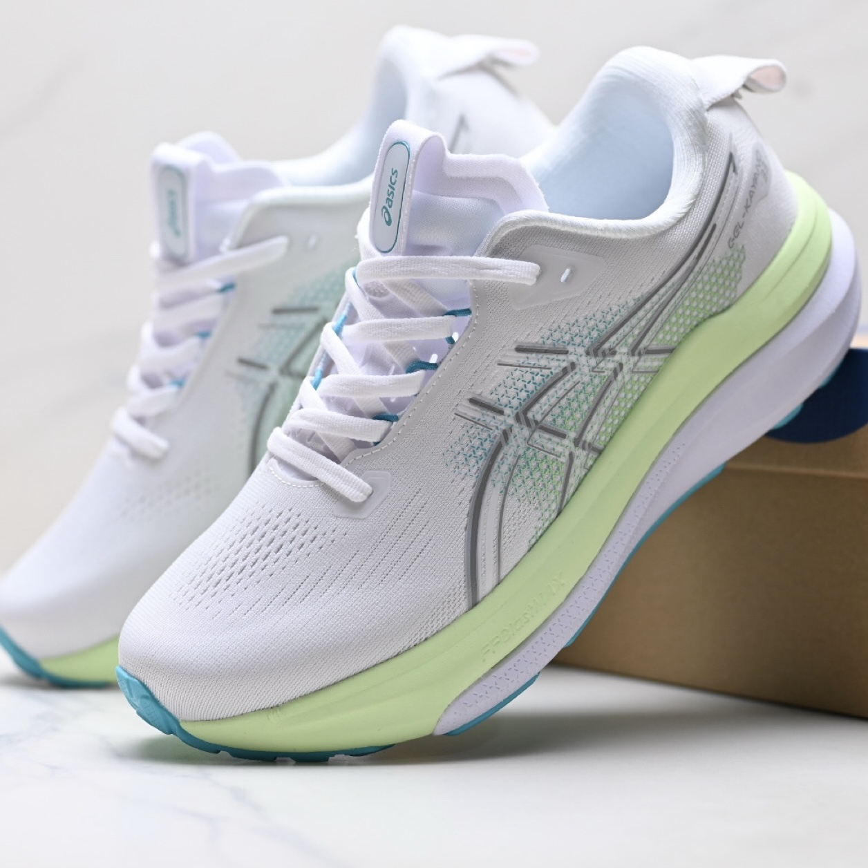 ASICS Gel-Kayano 33