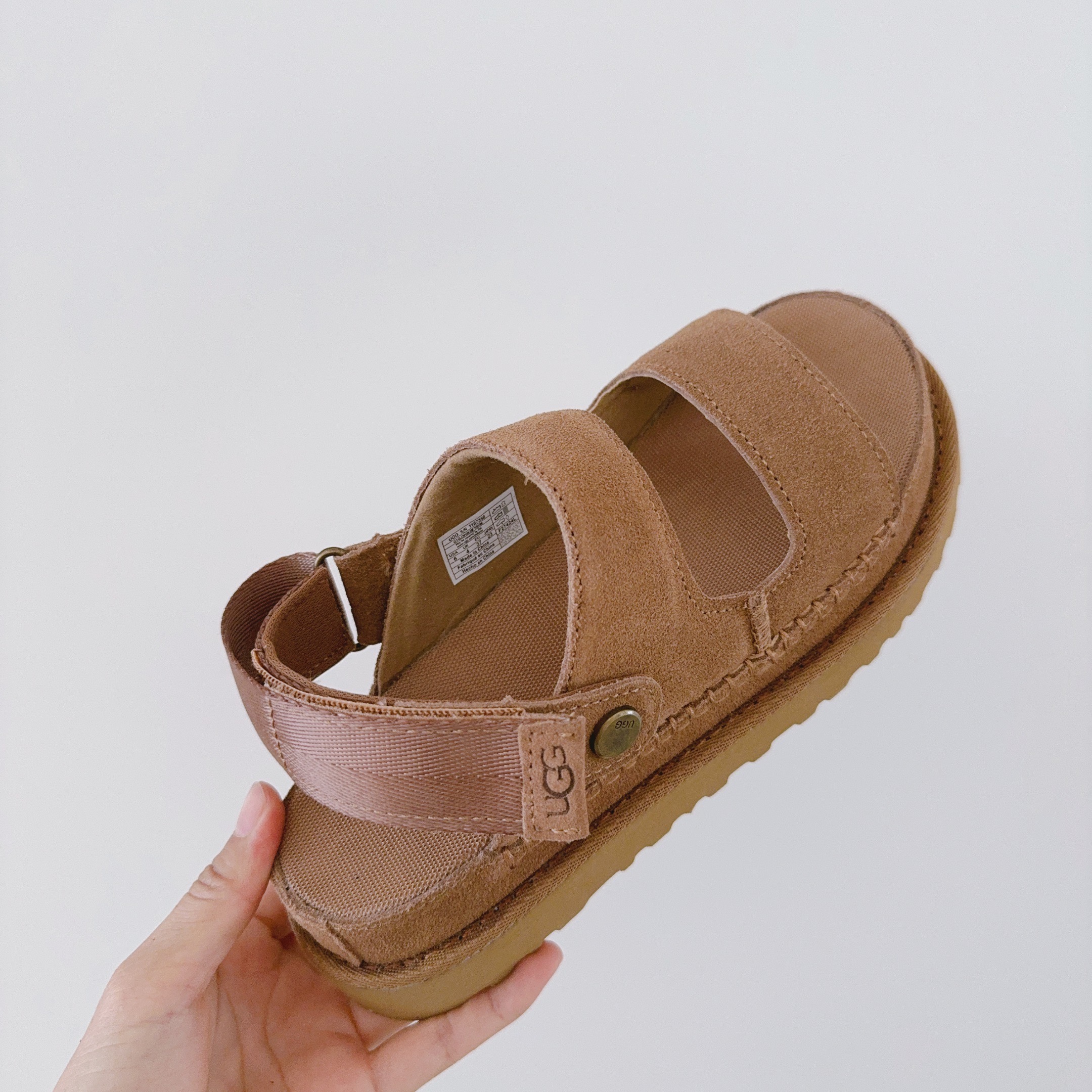 UGG Footwear Style 052