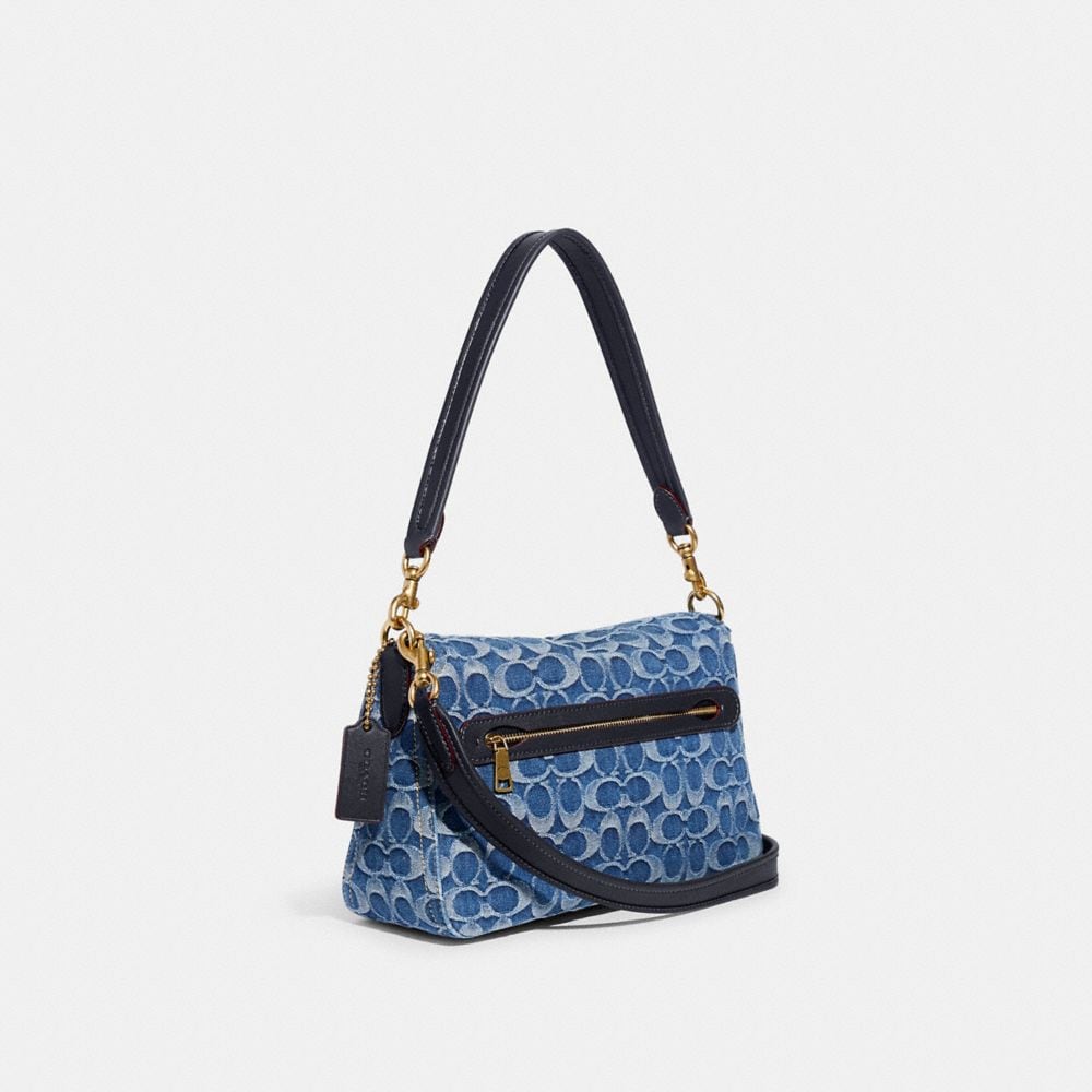 COAthtCH Classic handbags