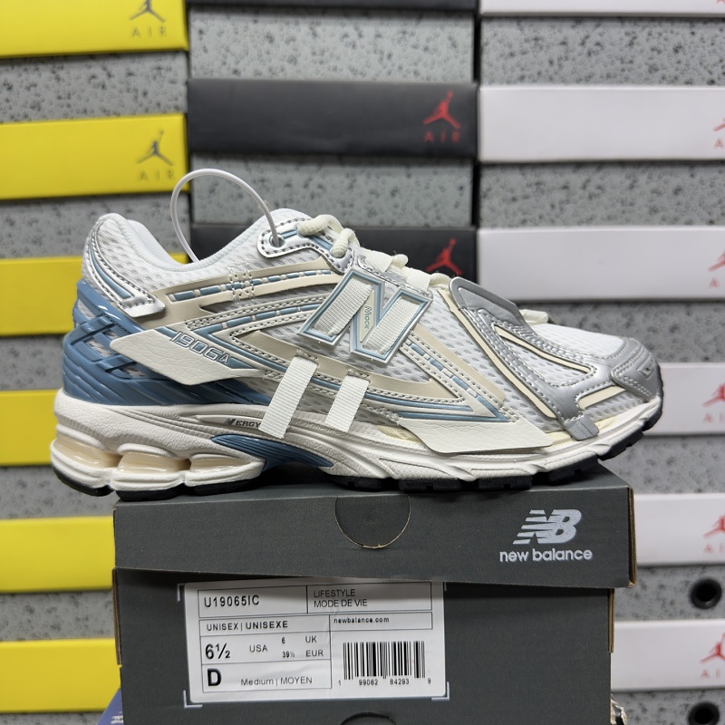 New Balance 1906 Sneakers