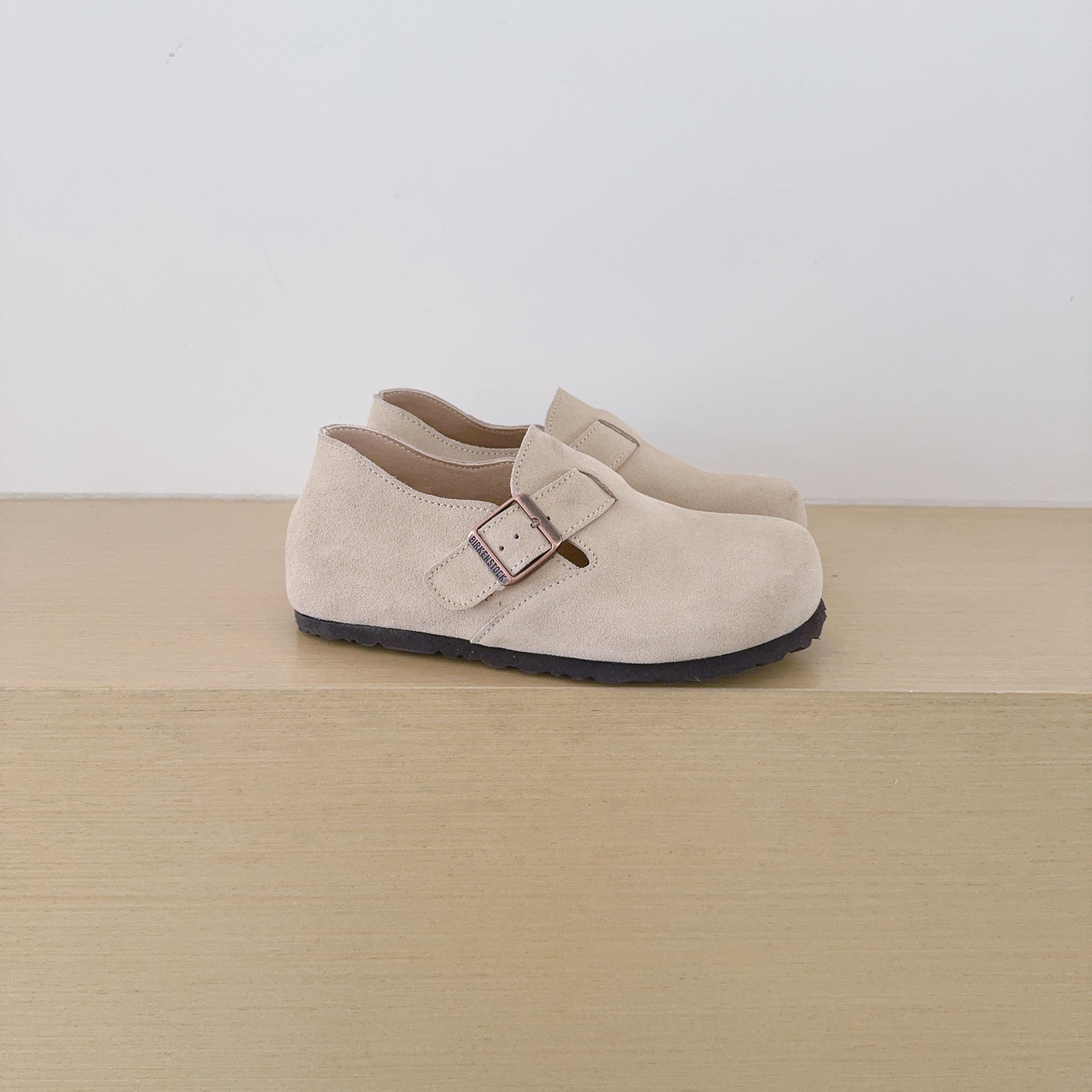Birken-Style Back-Covered Shoes