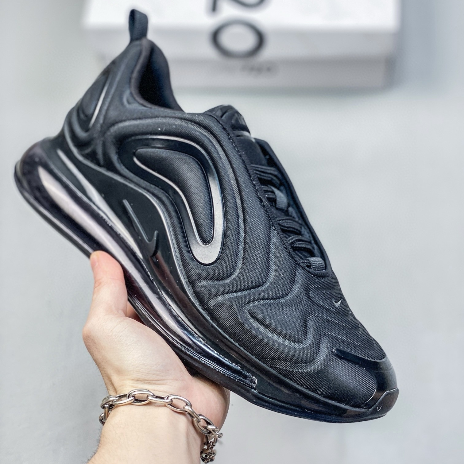 Nike Air Max 720