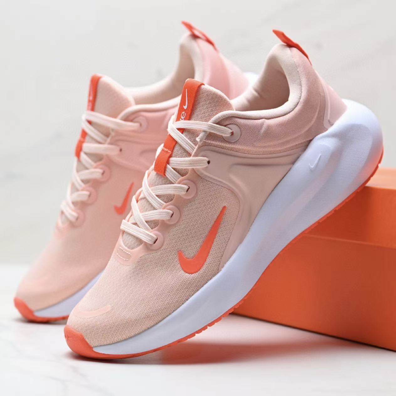 Nike In-Season TR 14