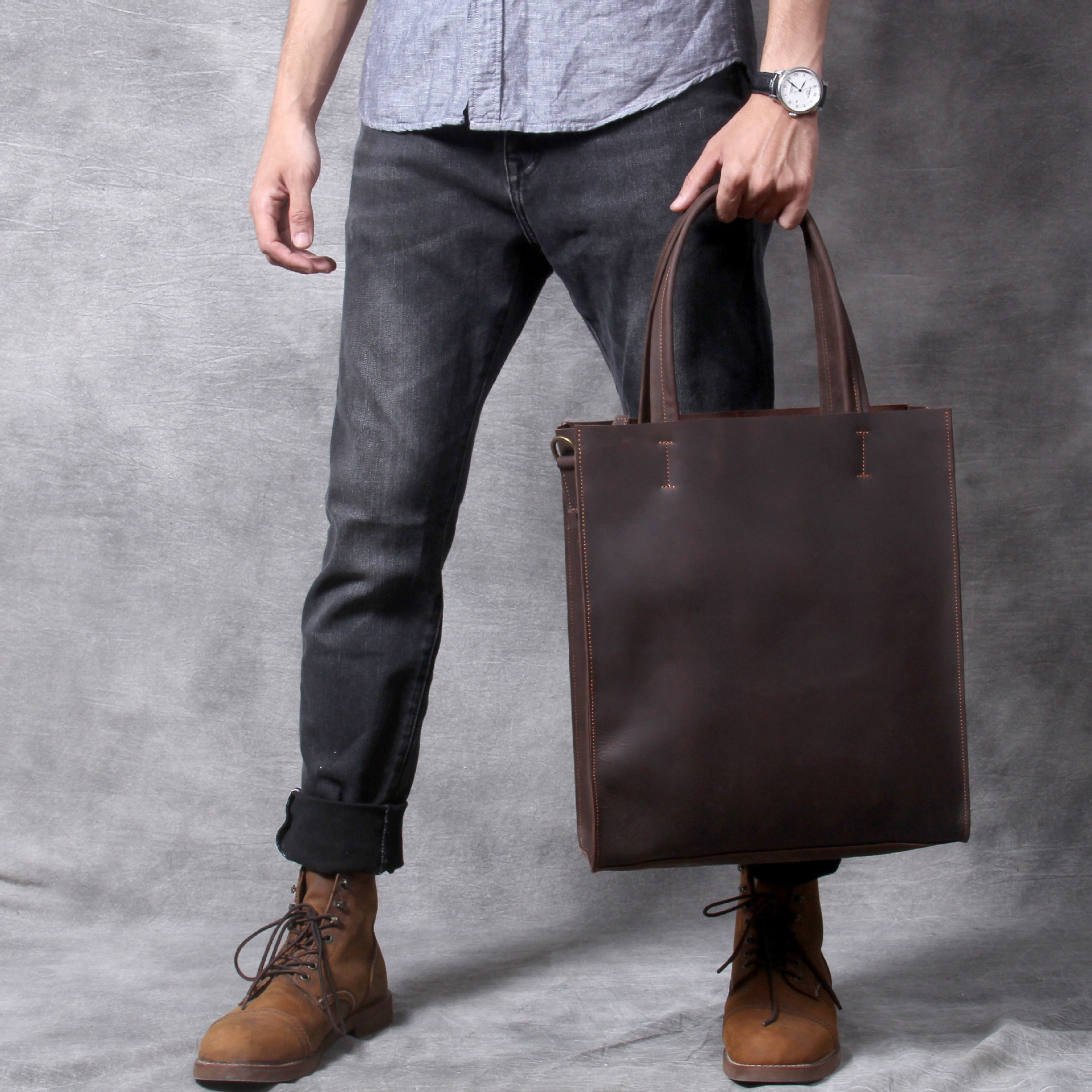 Minimalist Full-Grain Leather Tote Bag - Timeless Simplicity for the Modern Professional