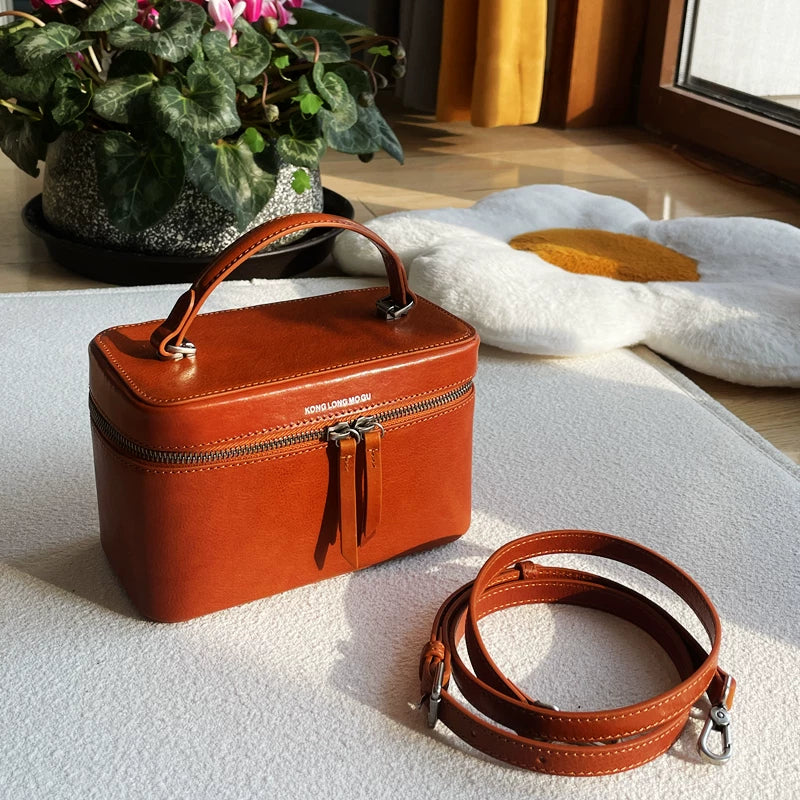 Women's hair-styling shoulder bag