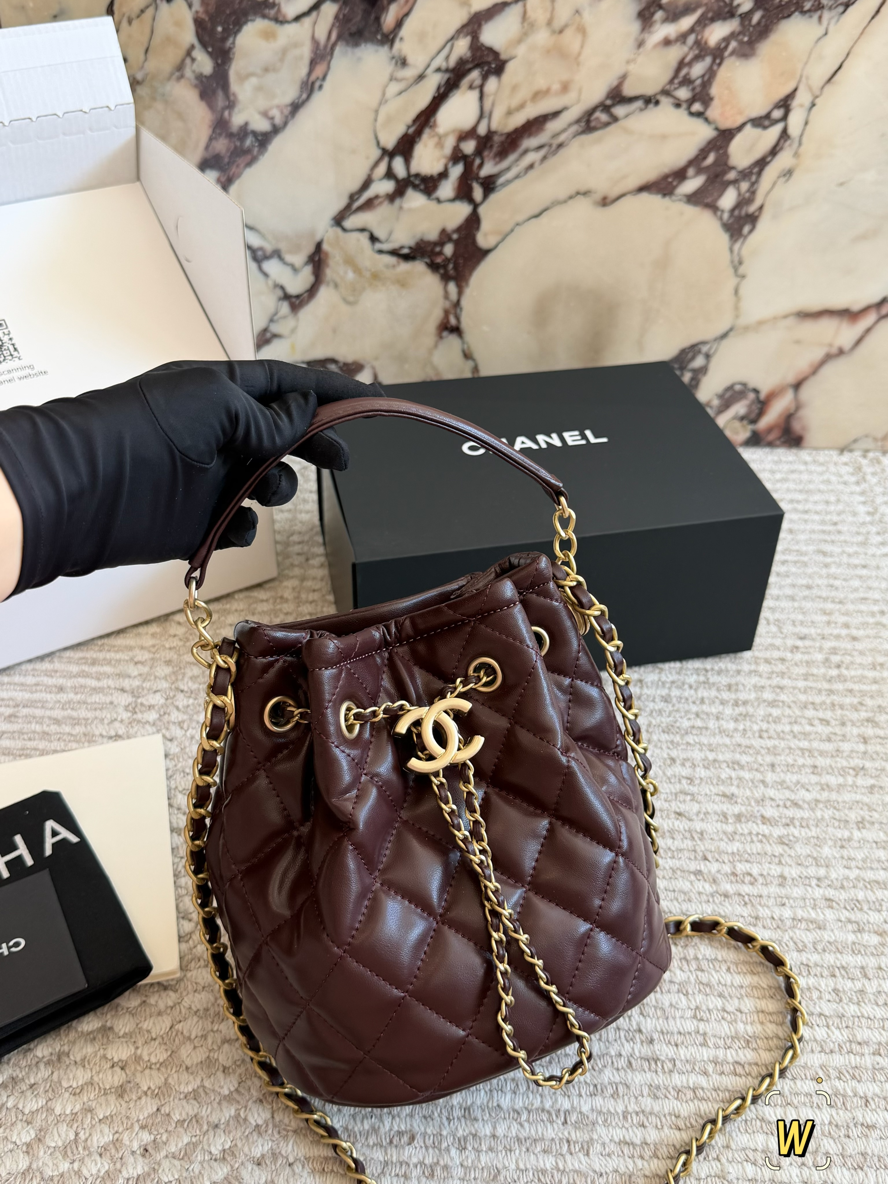 CHANEL small bucket bag