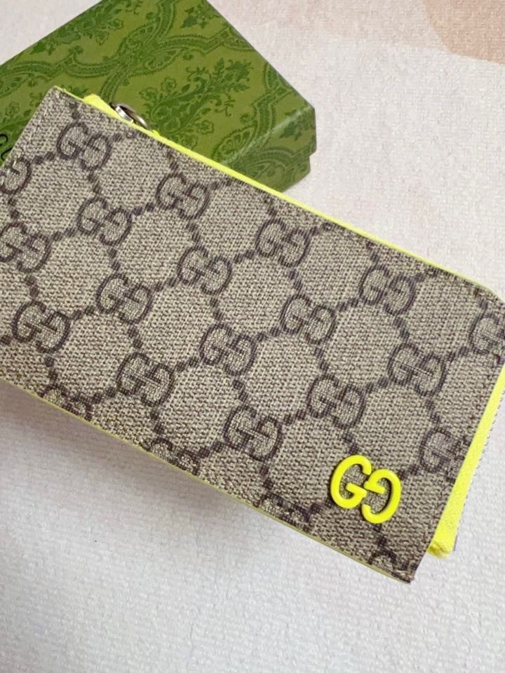 Gucci wallet card holder