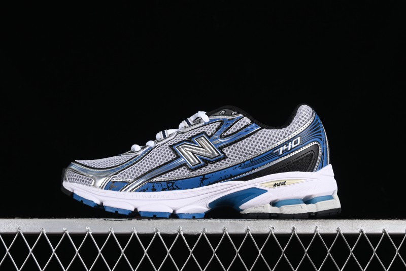 New Balance 740