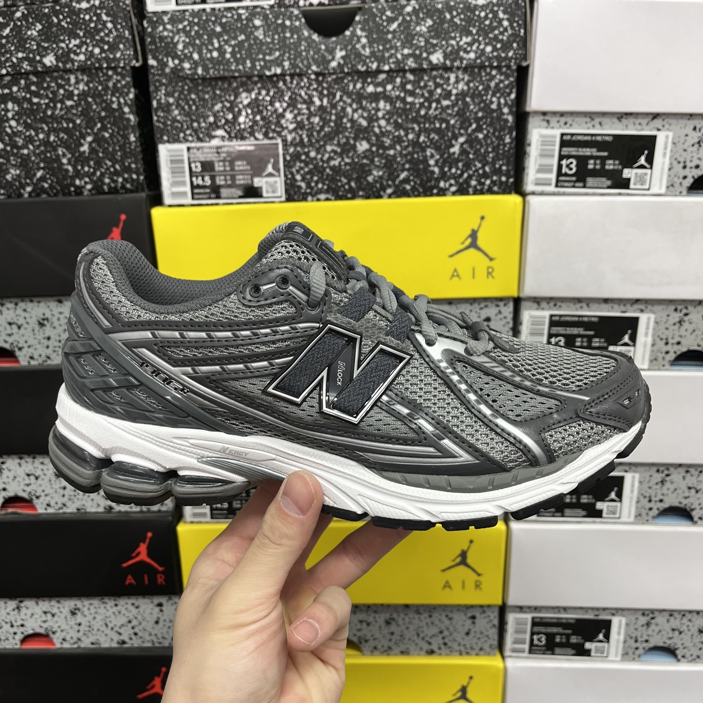 New Balance 1906 Sneakers detail 3