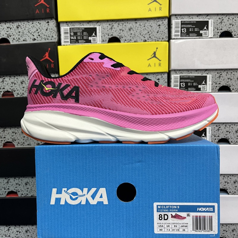 Hoka Clifton 9 Sneakers