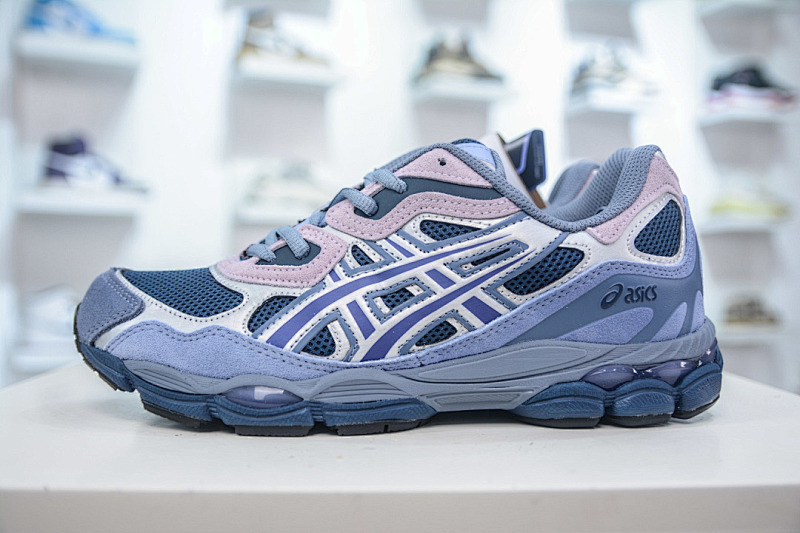 ASICS Running Shoes product