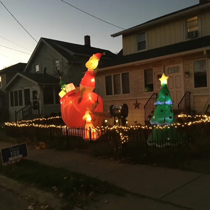 Airblown Grinch and Max in Sleigh Colossal Scene Inflatable
