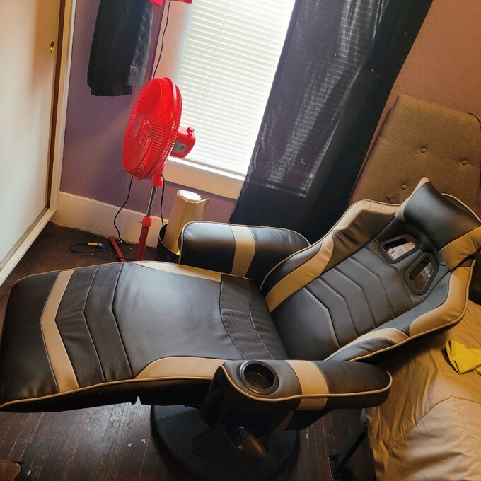 Herrington Massage Video Gaming Recliner Chair - with Cupholder