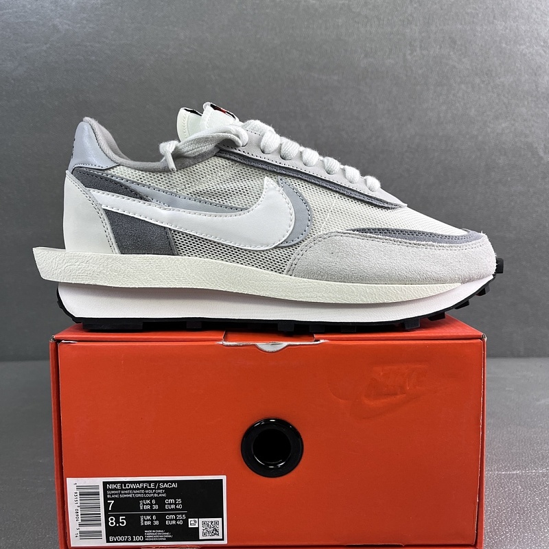 Nike x sacai Sneakers