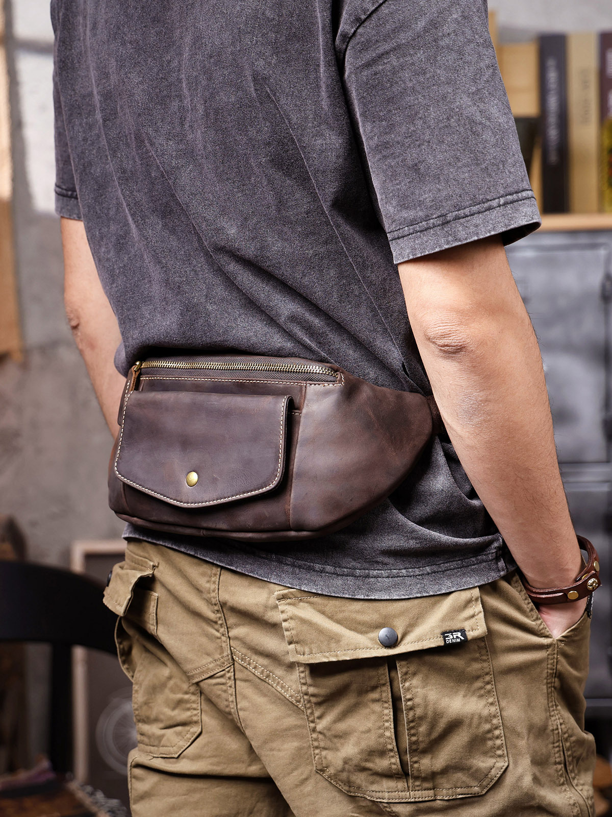 Vintage Full-Grain Leather Waist Bag - Rugged Utility for the Modern Lifestyle